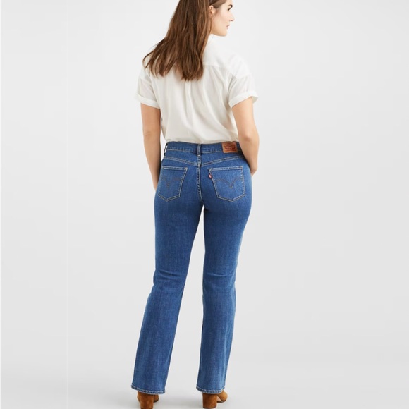 Levi’s Classic Boot cut size 10/30 EUC - Picture 3 of 10